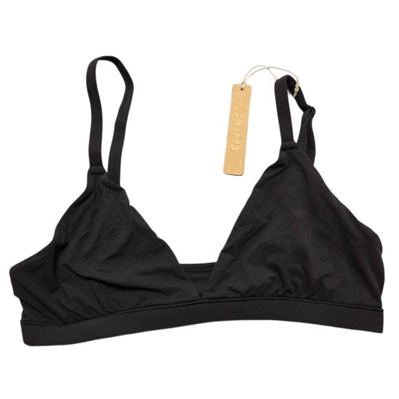 SKIMS FITS EVERYBODY TRIANGLE BRALETTE Wireless Bra Onyx Black Medium NWT - Picture 1 of 4